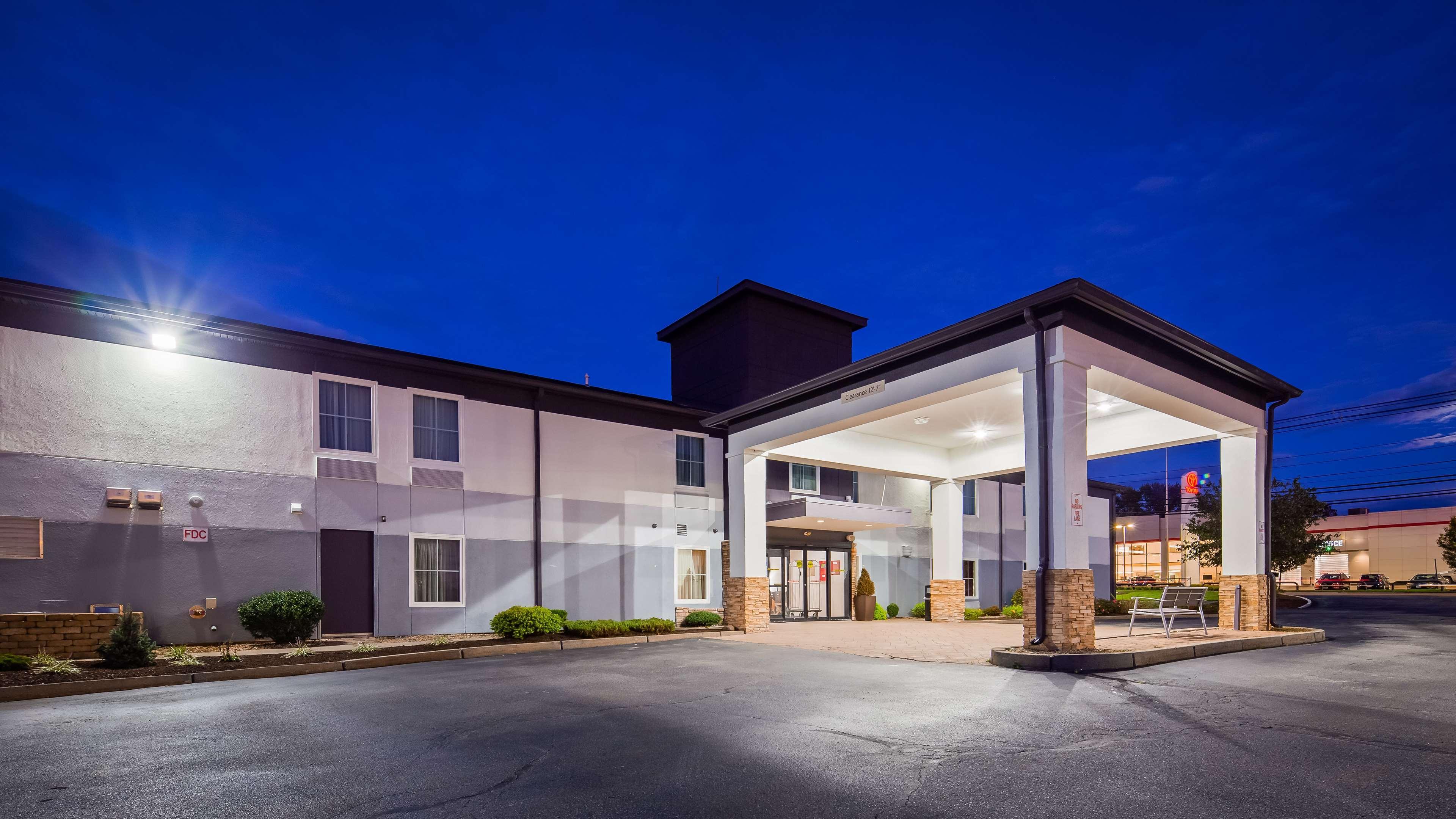 Best Western North Attleboro - Providence Beltway Hotel Exterior photo